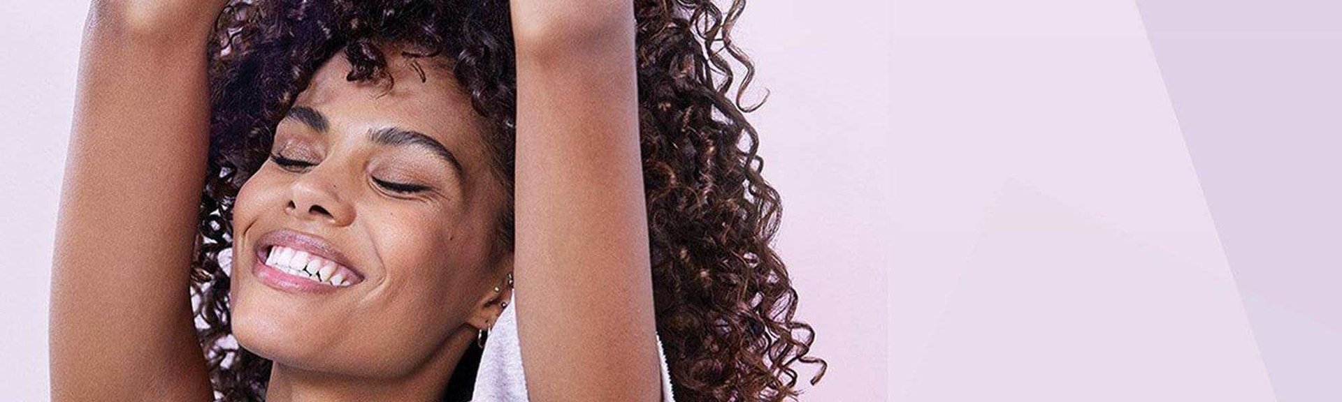 Hair Hydration Tips for Dry and Dehydrated Hair | L'Oréal Paris® Australia & NZ Hair Hydration Tips for Dry and Dehydrated Hair | L'Oréal Paris® Australia & NZ