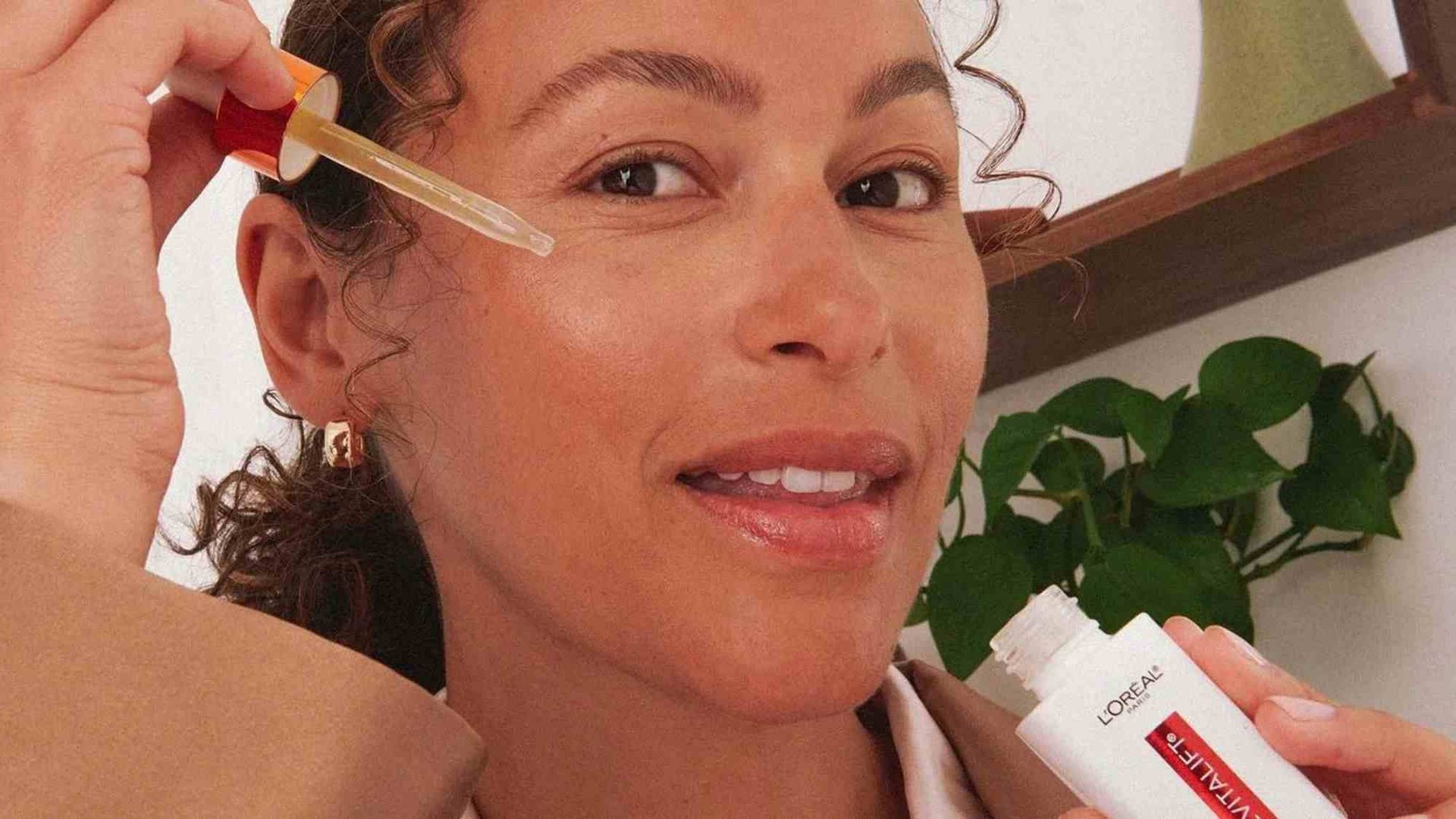 Can You Use Niacinamide With Vitamin C? L