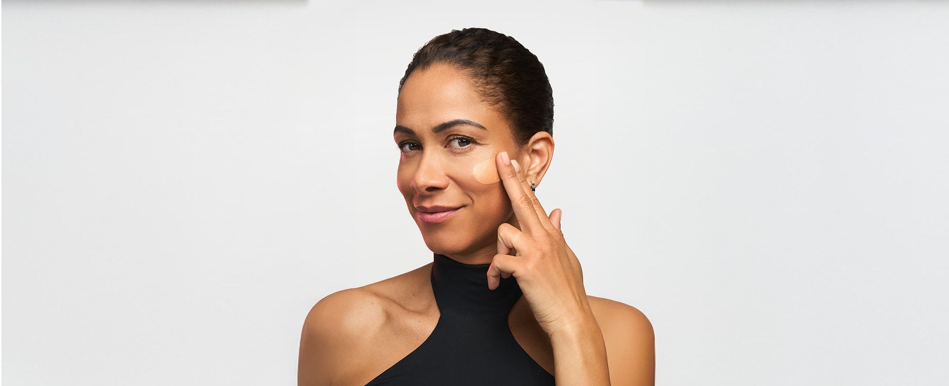 The Best Skincare Routine For Dark Spots AM And PM Dark Spot Regimens Article Header Image Resized