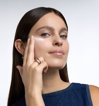 Glass Skin Skin Hydration How To Do Both Article Header Image