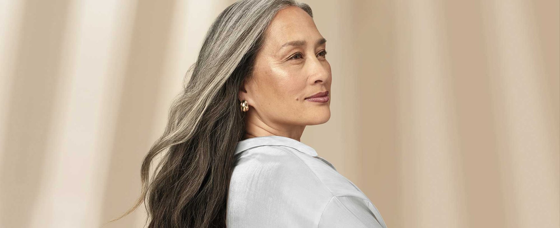 Haircolor Root Cover Up Anna Apply Cb 010 V6