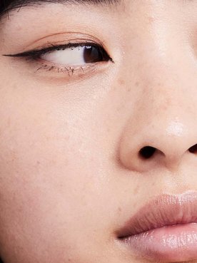 Winged Liner
