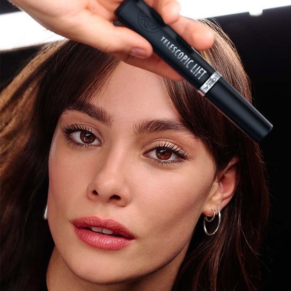 Loreal Paris Telescopic TelescopicLiftBlack 07Model
