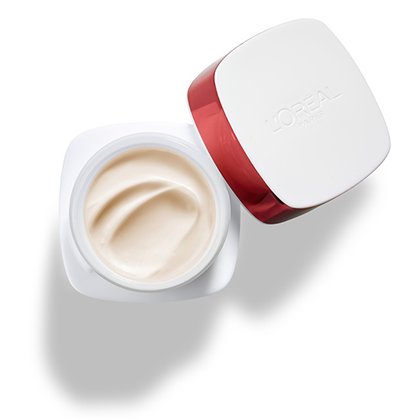 L'Oreal Paris Revitalift Classic Day Cream SPF15