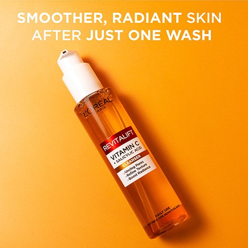 Revitalift Clinical Vitamin C Cleanser with Salicylic Acid