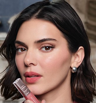 Lip Stain 101: What it is, How to Apply it, and 4 Lip Stain Tips header